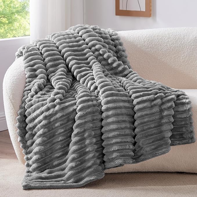 Blankets & Throws
