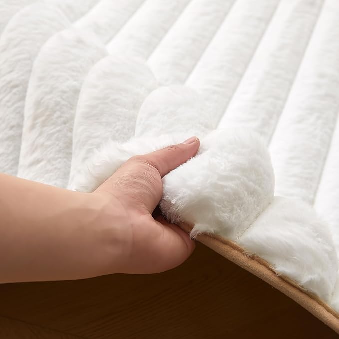White Rabbit Striped Plush Rug 3'x5', Fluffy Faux Fur Shaggy Area Rug - Image 3