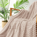 Exclusivo Mezcla 3D Fleece California King Blanket - Image 5