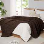 L'AGRATY Chunky Knit Throw Blanket - Image 8