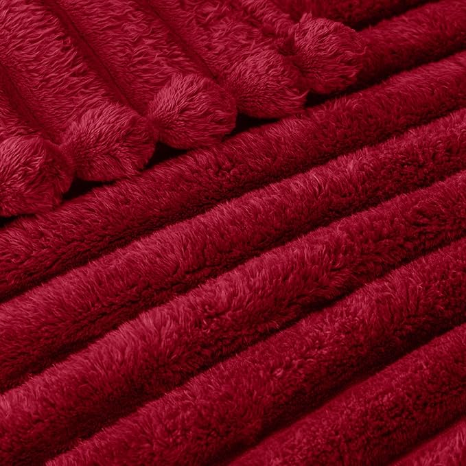 Exclusivo Mezcla Striped Queen Size Fleece Blanket - Image 4