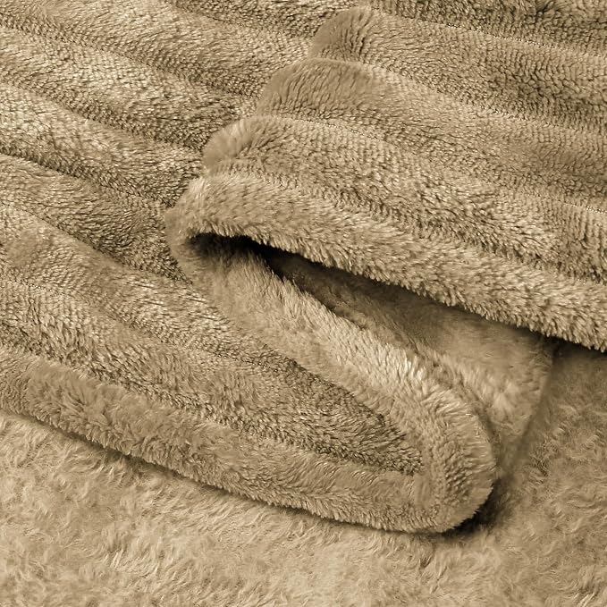 BEDELITE Ribbed Jacquard Brown Fleece Throw Blanket - Image 6