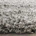 SAFAVIEH California Shag Collection Area Rug - Image 3