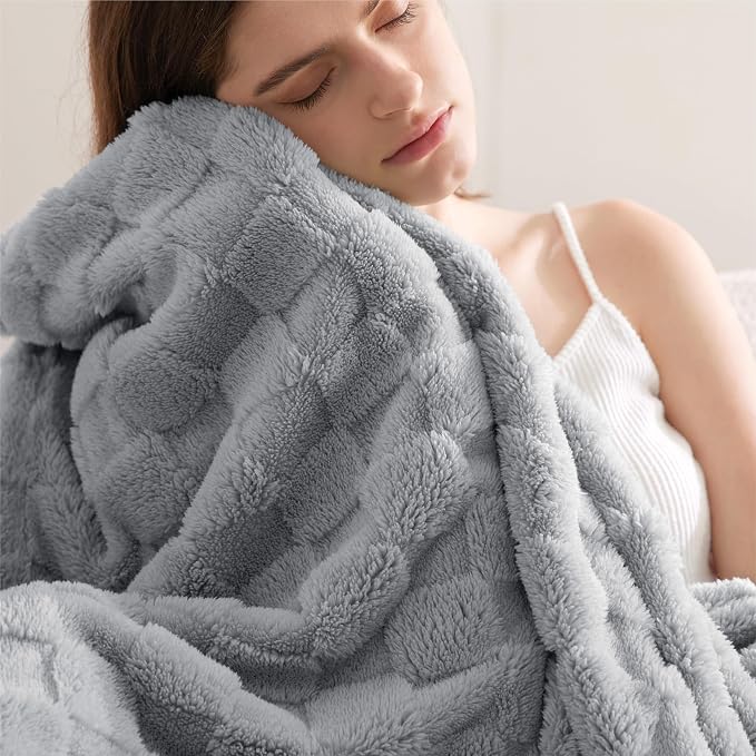 Bedsure GentleSoft Twin Blanket - Image 7