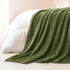 Exclusivo Mezcla Striped Queen Size Fleece Blanket - Image 6