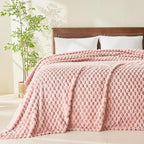 NEWCOSPLAY Fleece Clouds Cozy King Blanket - Image 2