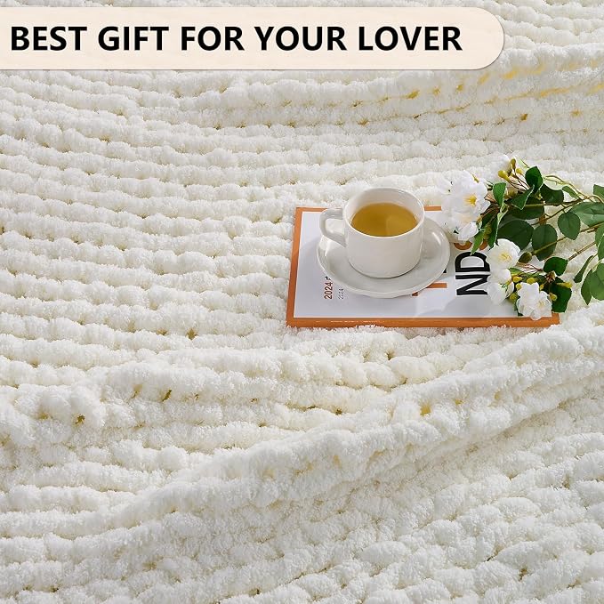 L'AGRATY Chunky Knit Throw Blanket - Image 6