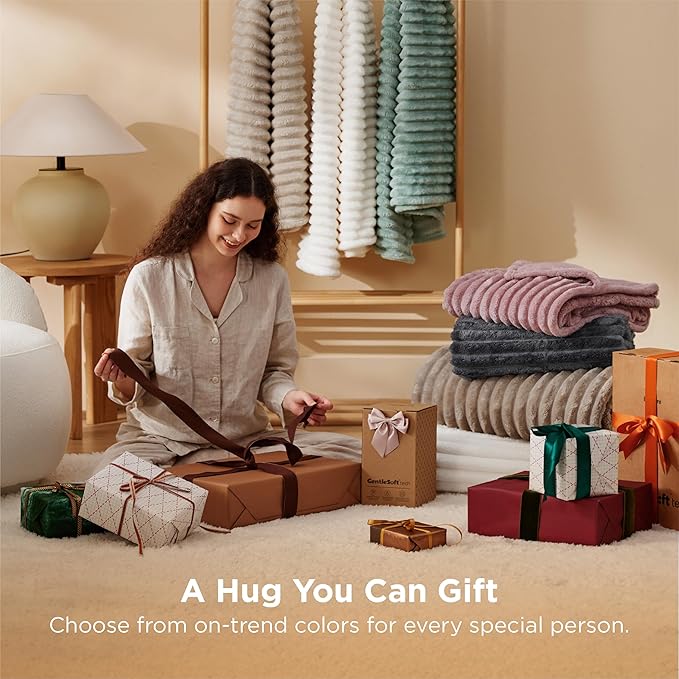 Bedsure Soft Grey Throw Blanket - Image 5