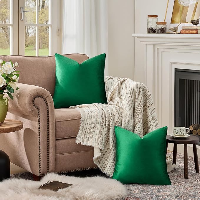 GIGIZAZA Green Velvet Pillow Covers 24x24 Decorative Pillows Pack of 2 | Throw - Image 3