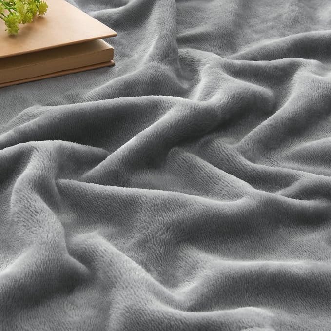 BEDELITE Fleece Blanket Soft Plush Throw - Image 3
