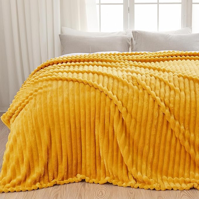 NEWCOSPLAY Fleece Ribbed Cozy Queen Blanket by NEWCOSPLAY
