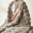 L'AGRATY Faux Rabbit Fur Throw Blanket - Image 7