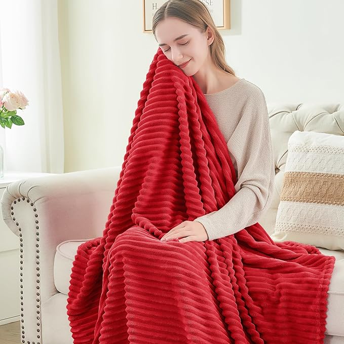 BEDELITE 3D Ribbed Jacquard Red King Size Blankets - Image 3