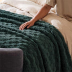 Bedsure GentleSoft King Size Spring Blanket - Image 9