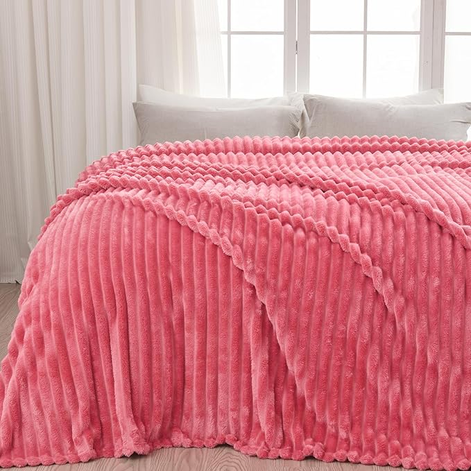 NEWCOSPLAY Fleece Ribbed Cozy Queen Blanket by NEWCOSPLAY