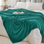 BEDELITE Fleece Blanket Soft Plush Twin Size Blanket Emerald Green 60"x80" | - Image 6