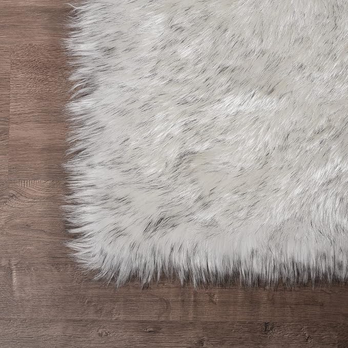Latepis 10x14 White with Grey Tips Fur Rug - Image 7