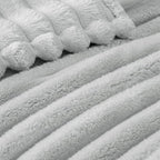 Exclusivo Mezcla Striped King Size Fleece Blanket - Image 4