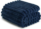 Exclusivo Mezcla Striped Queen Size Fleece Blanket - Image 8