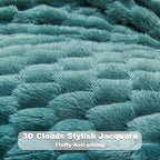 NEWCOSPLAY Fleece Clouds Cozy Twin Blanket - Image 5