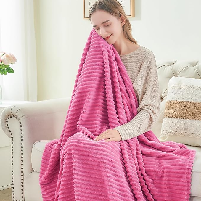 BEDELITE 3D Ribbed Jacquard Hot Pink King Size Blanket - Image 2