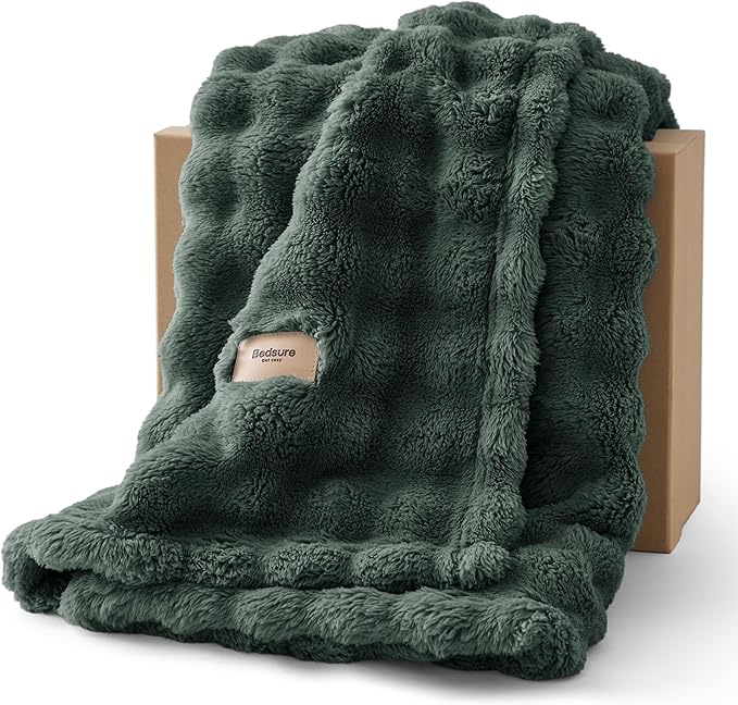 Bedsure Green Twin XL Blankets for Bed by Unknown