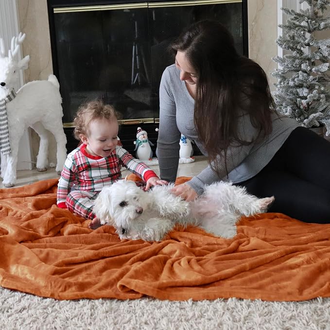 Bedsure GentleSoft Orange Fleece Blanket King Size - Image 7
