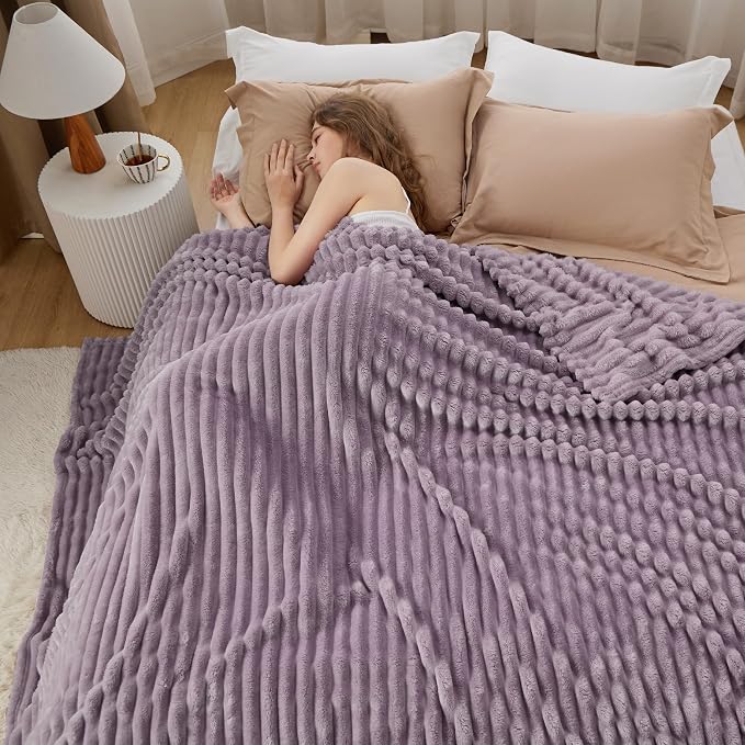 Bedsure Soft Queen Size Blanket - Image 5